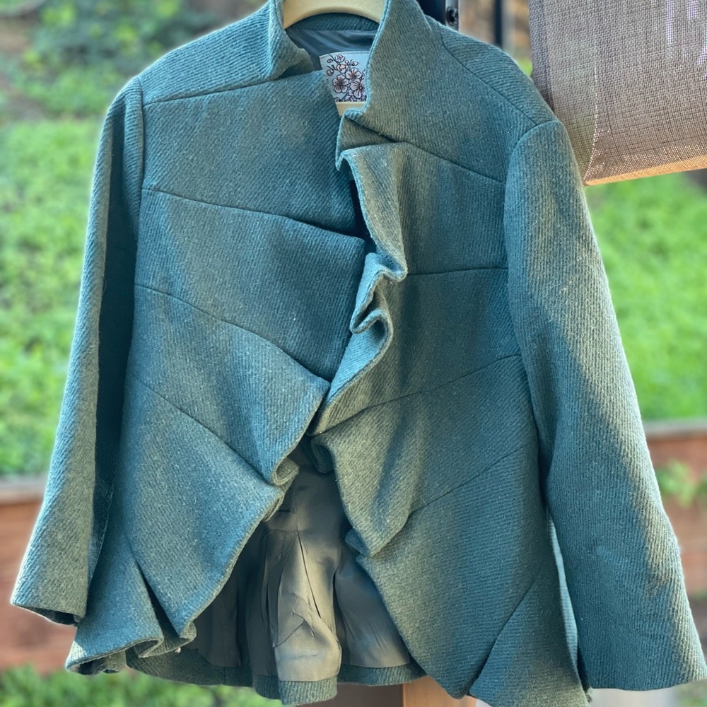 Tabitha Anthropologie ruffled wool jacket size 0